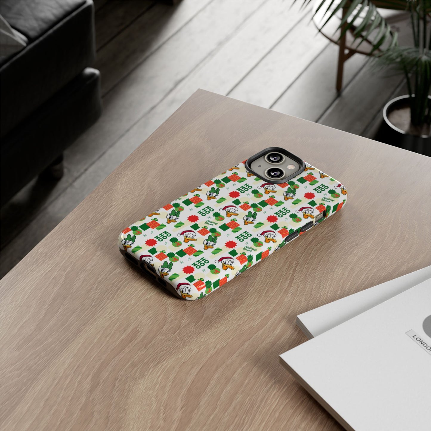 Disney Donald Duck and Daisy Christmas-Themed Durable Phone Case