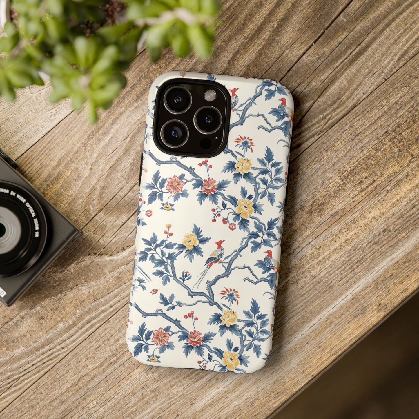 Elegant Chinoiserie-Patterned Protective Phone Case