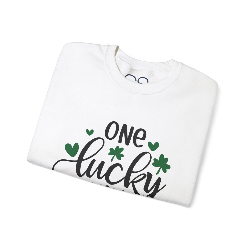 Personalized One Lucky Grandma St. Patrick's Day Sweatshirt - With Bundle | Comfortable Cotton Blend | Everyday Casual - Image 3